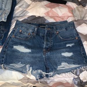Boyfriend denim shorts